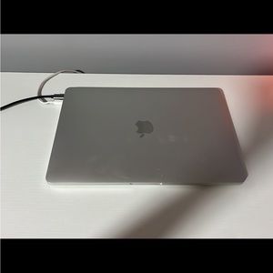 Apple Macbook Pro 2017 13in